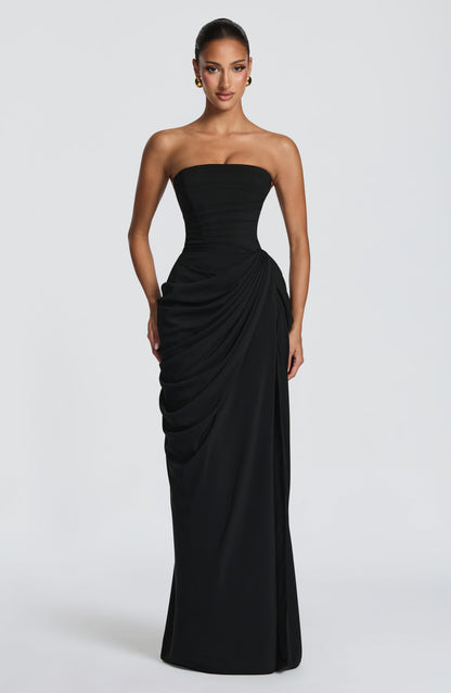 Vestido negro maxi palabra de honor, fruncido drapeado y abertura en la pierna